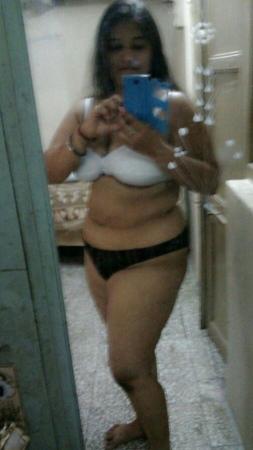 IN SUPER AUNTY