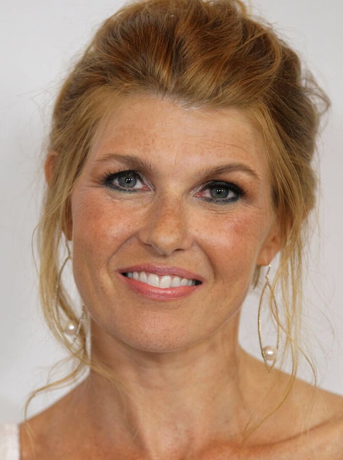 Celebrity Hot - Connie Britton