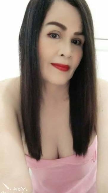 Big tits, Thai mother