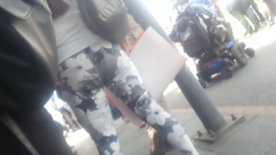 CULOTE ESPOSA JOVEN CALLE