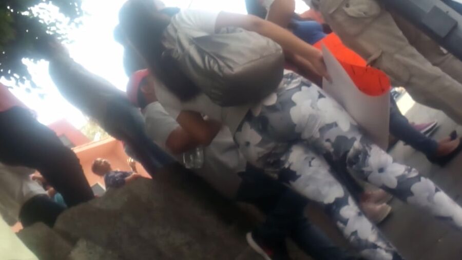 CULOTE ESPOSA JOVEN CALLE