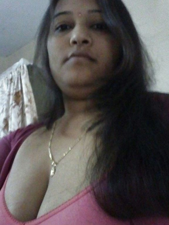 IN SUPER AUNTY