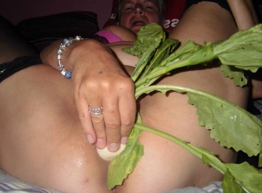 Amateur Bitch Exposed