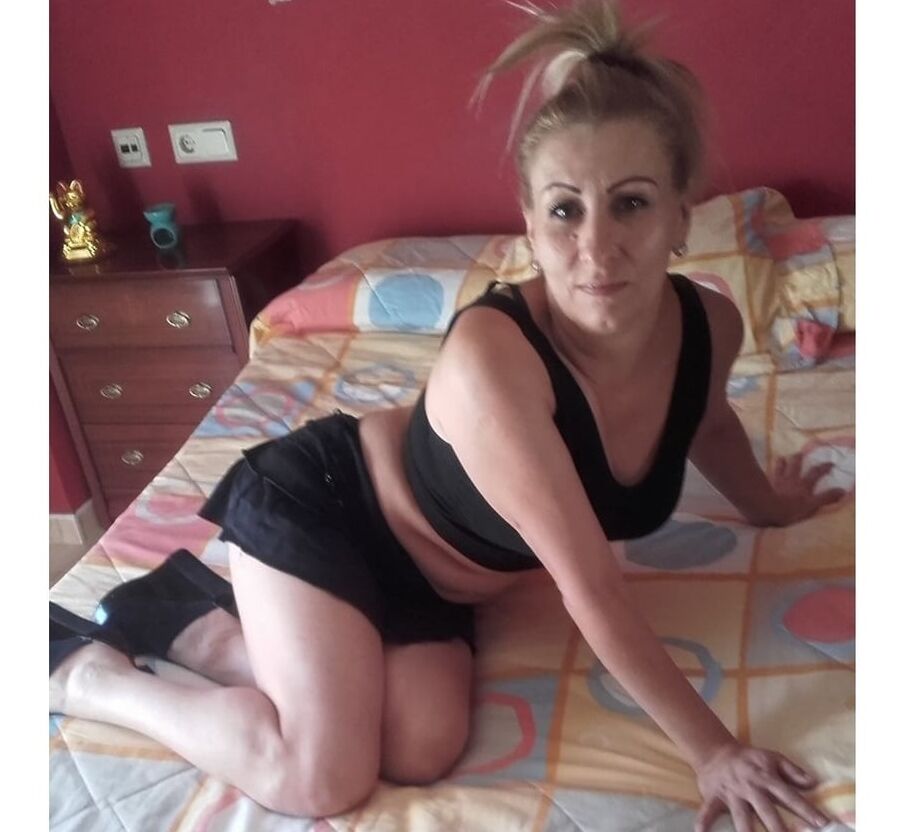 ROU ROMANIAN MILFS SEX BOMB ROMANIAN MOM