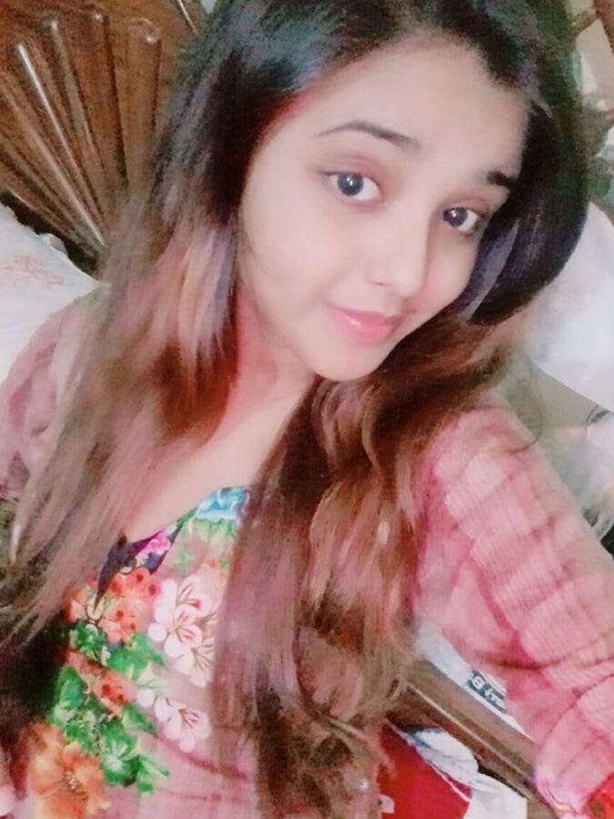 slut selfies desi
