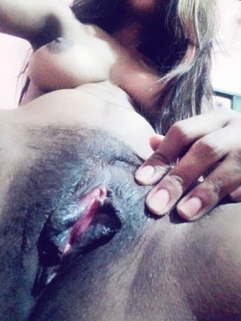 slut selfies desi