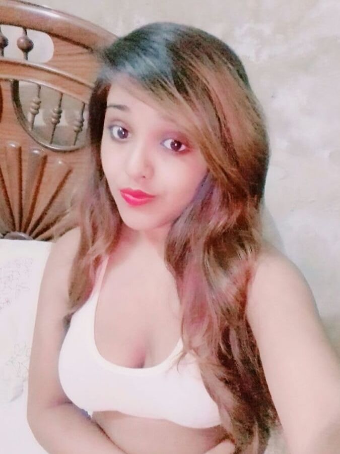 slut selfies desi