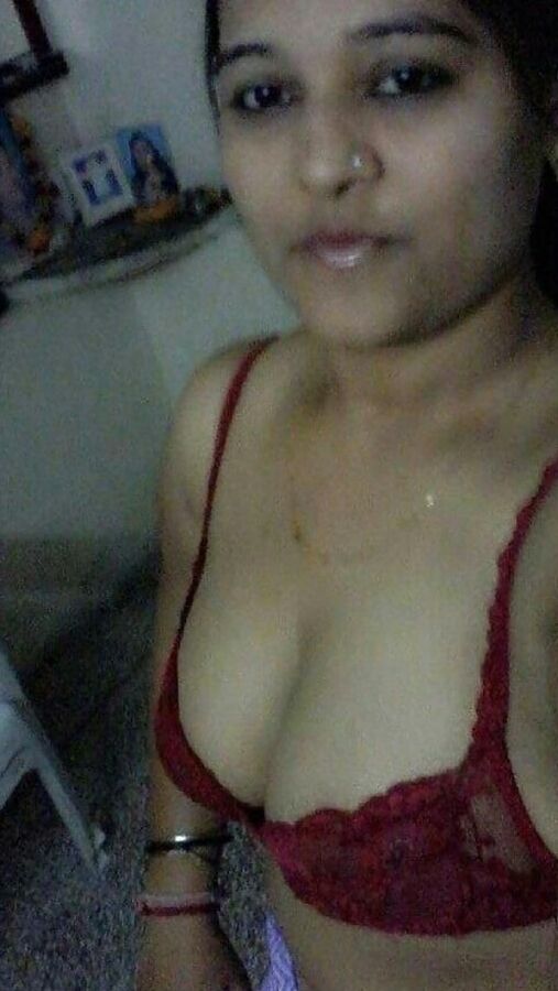 IN SUPER AUNTY