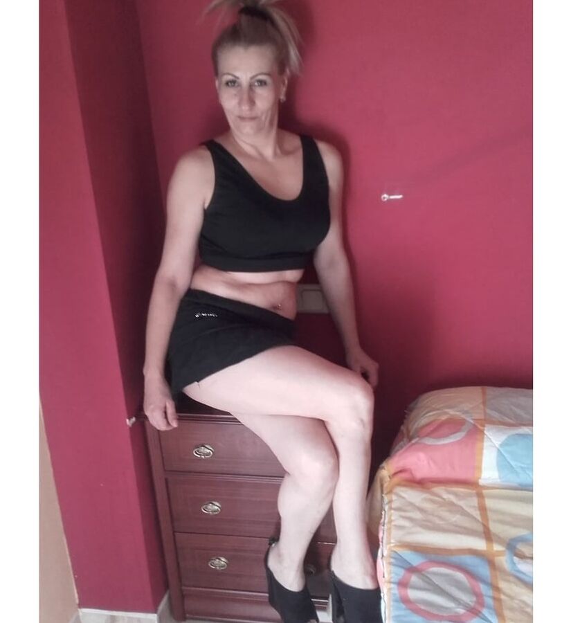ROU ROMANIAN MILFS SEX BOMB ROMANIAN MOM