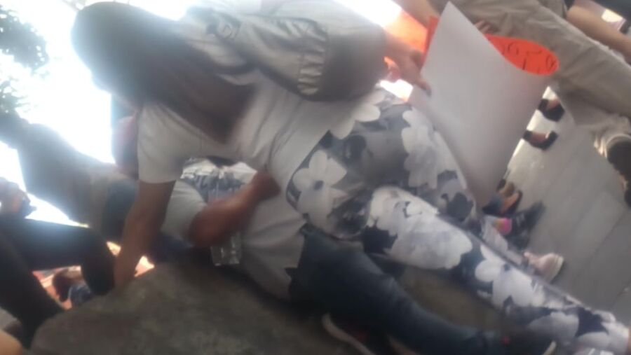 CULOTE ESPOSA JOVEN CALLE