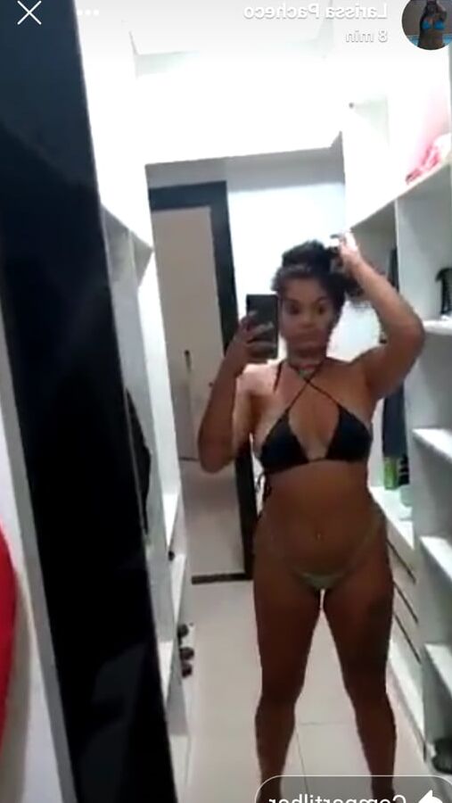 LARISSA PACHECO