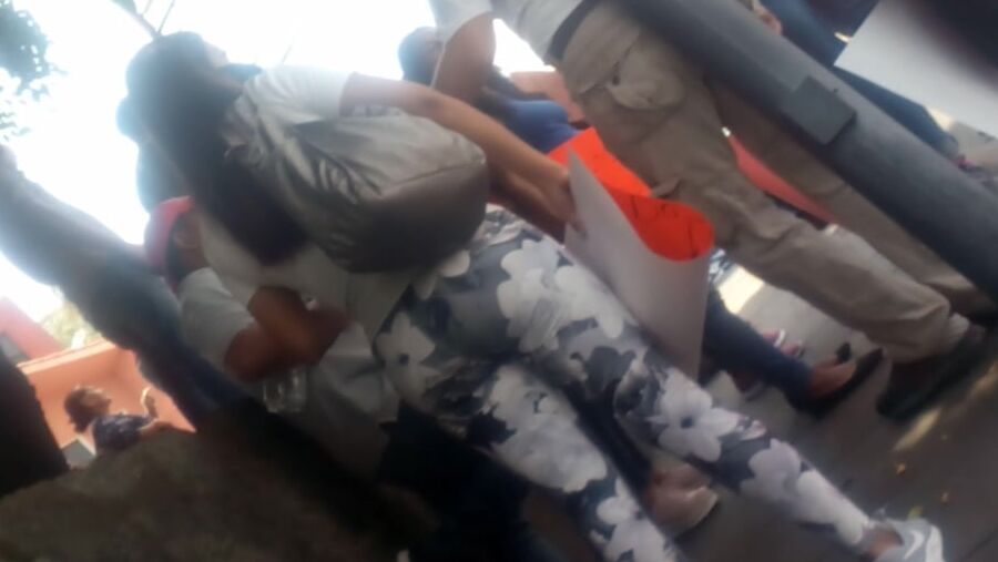 CULOTE ESPOSA JOVEN CALLE