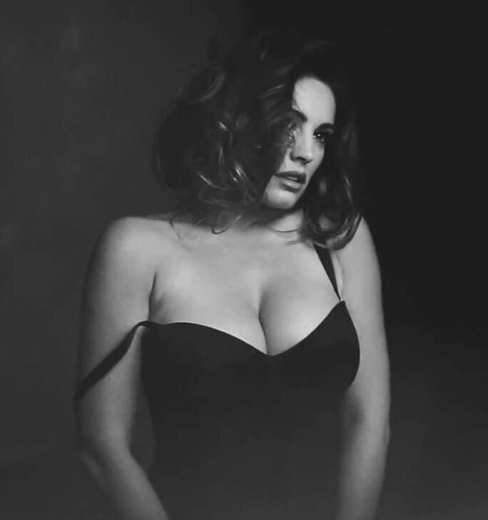 Kelly B