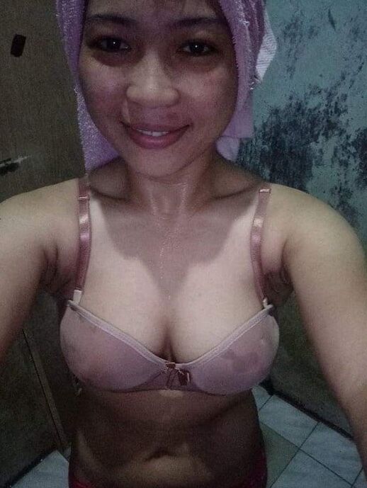 Geraldine Nudes Photo