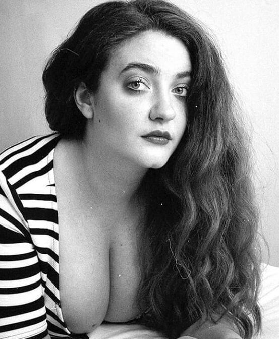Curvy European Calendar Girls