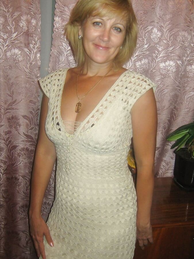 A mature sexy dressed