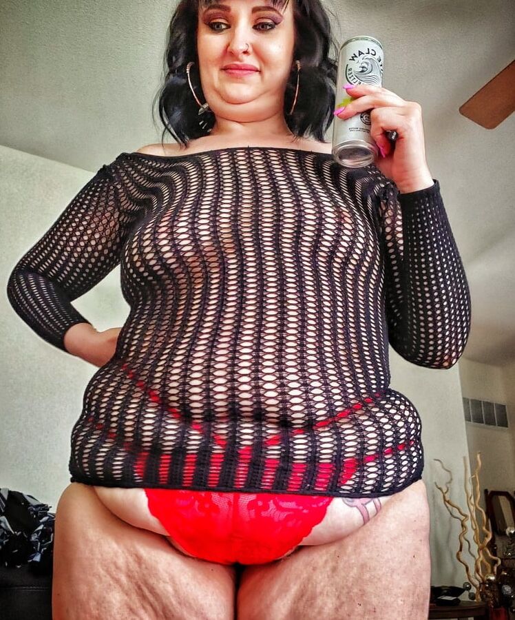 Cellulite mom