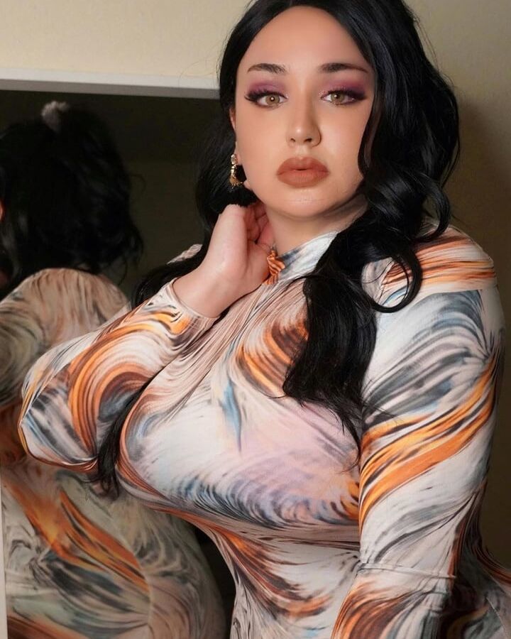 Chubby big titties
