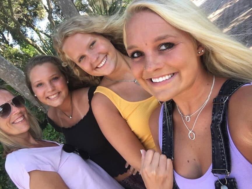 Hot Milf with Daughters for Your Comments