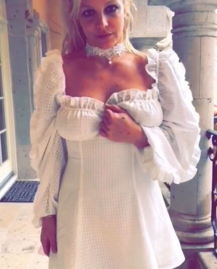 britney spears social media