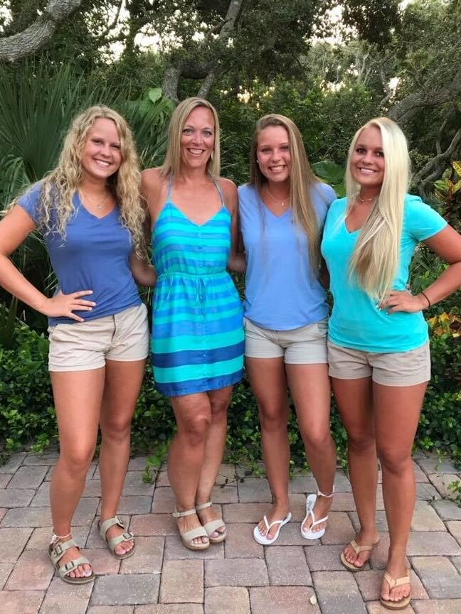 Hot Milf with Daughters for Your Comments