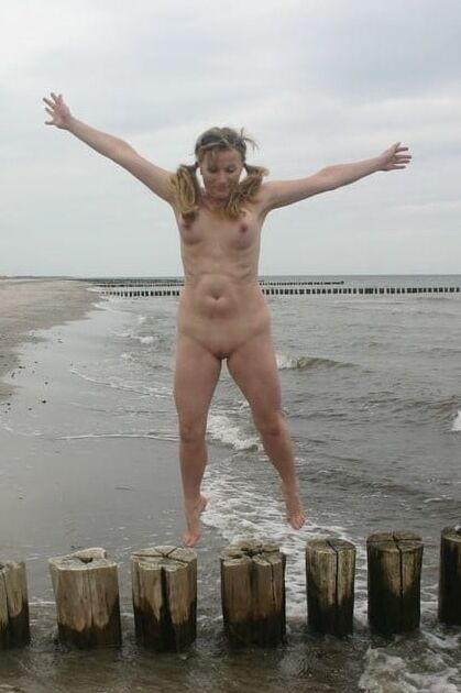 Gotta love those silly girls