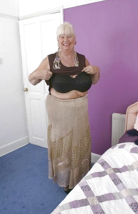 Bbw mix (Older women)