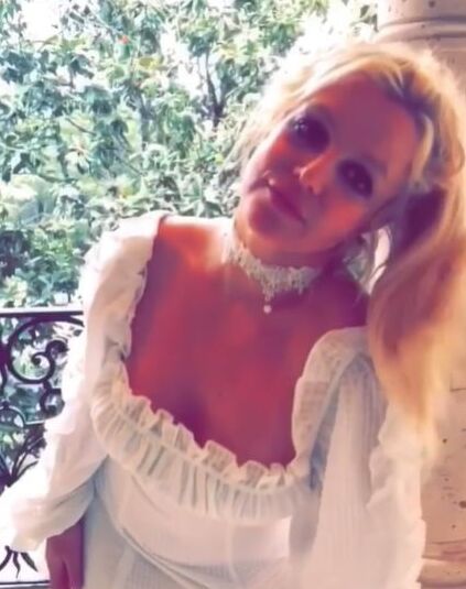 britney spears social media