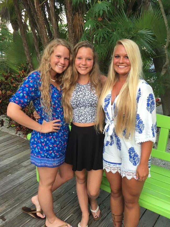 Hot Milf with Daughters for Your Comments
