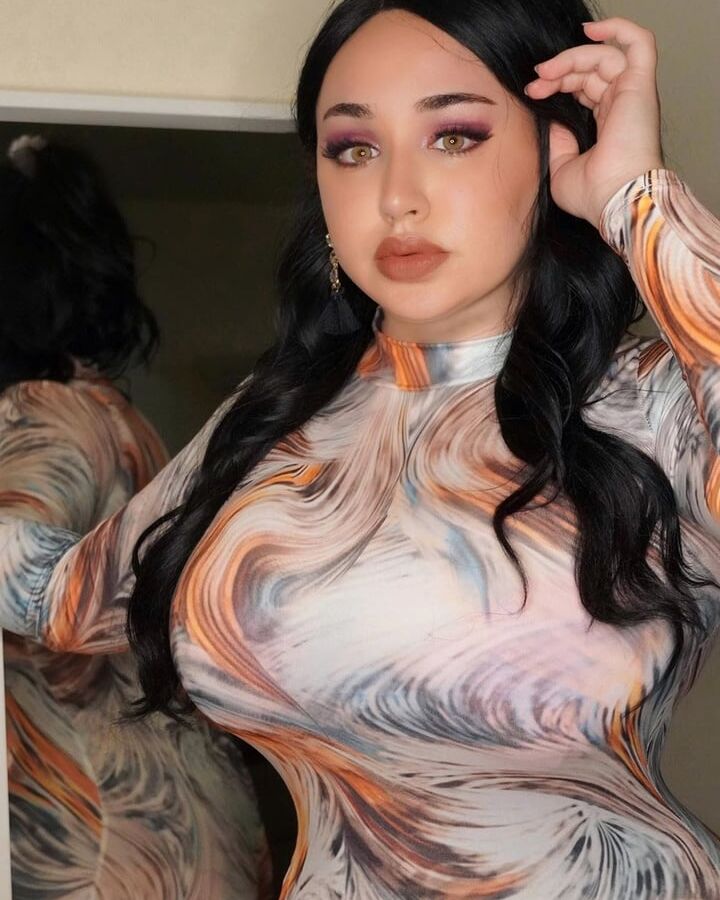 Chubby big titties