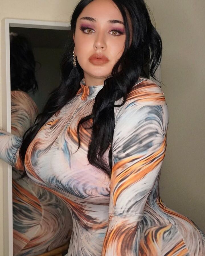 Chubby big titties