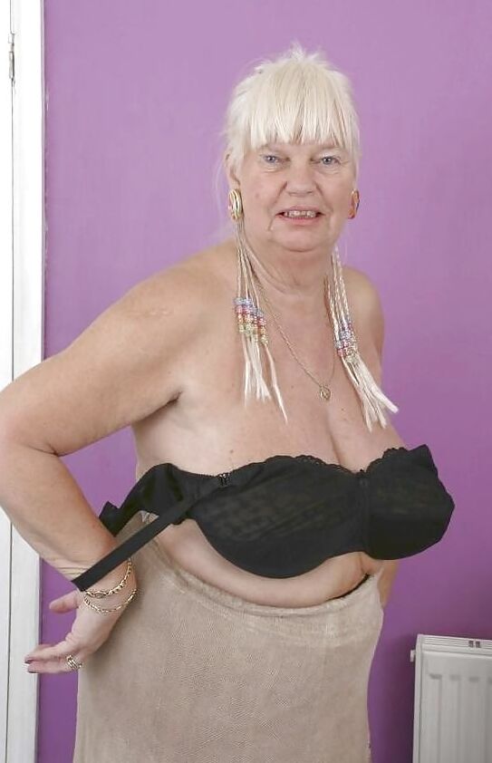 Bbw mix (Older women)