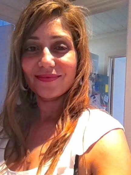 Amateur Wife - Dana
