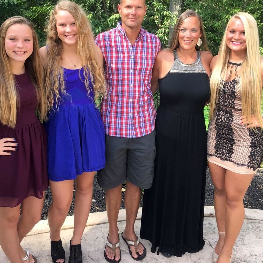 Hot Milf with Daughters for Your Comments