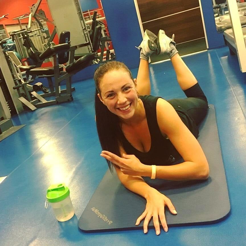 Serbian beautiful skinny fitnes mom Maja Davidovic