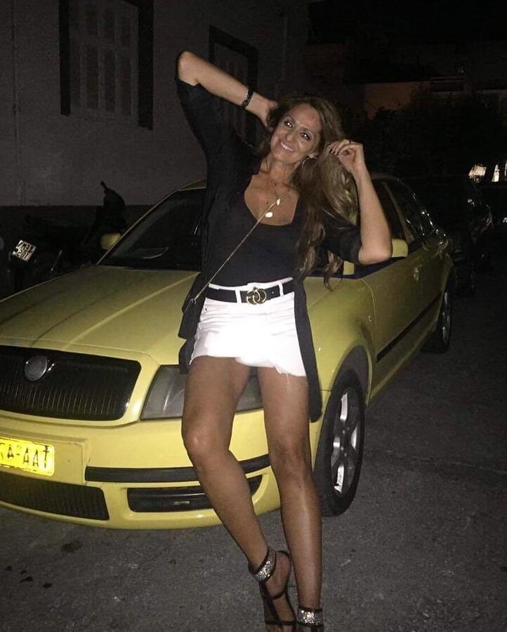Vicky Koulianou vol