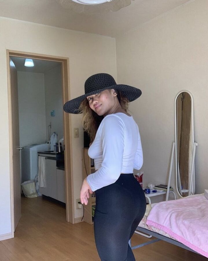 Japanese IG attention whore