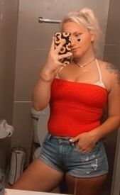 my buddies hot yo