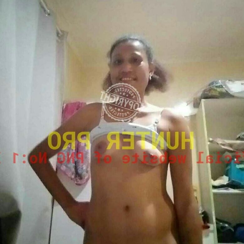 PNG FF Lesbians