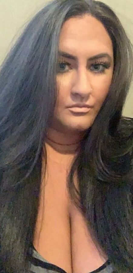 BRA BUSTIN CLEAVAGE