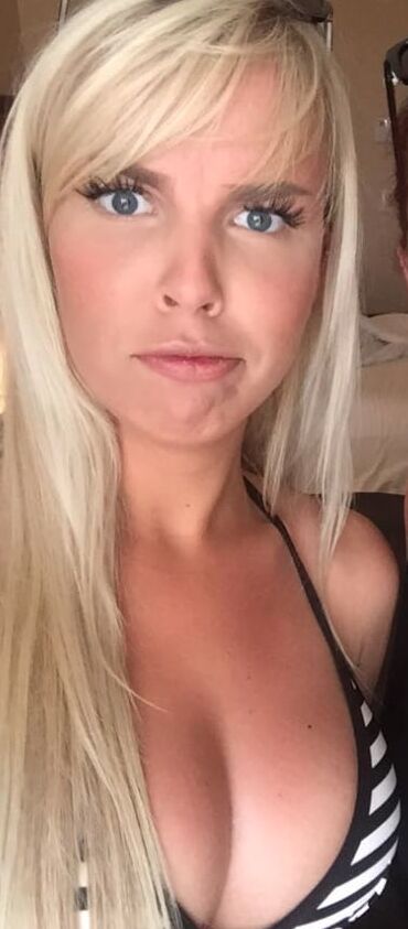 dutch slut Angelique