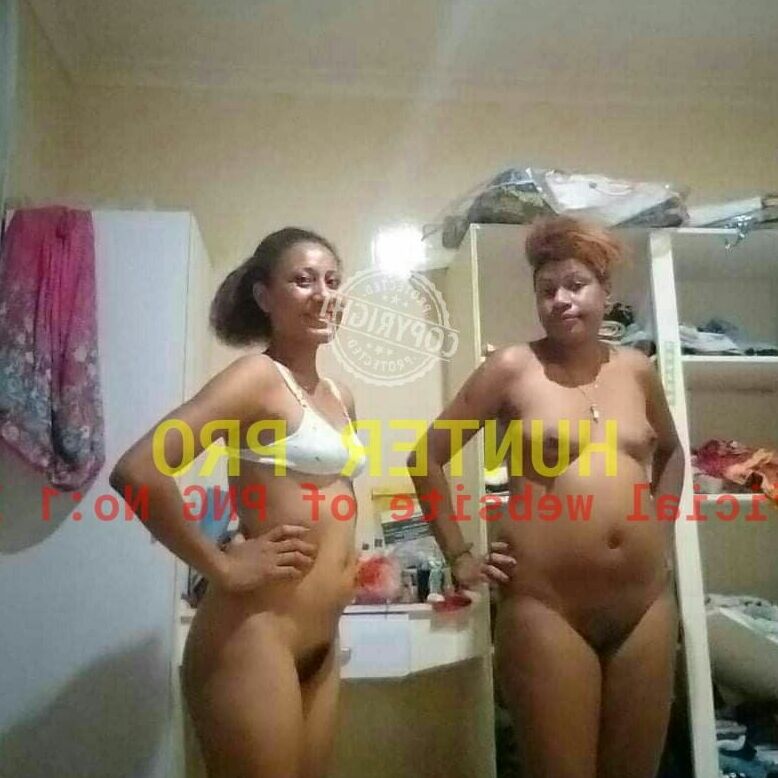PNG FF Lesbians
