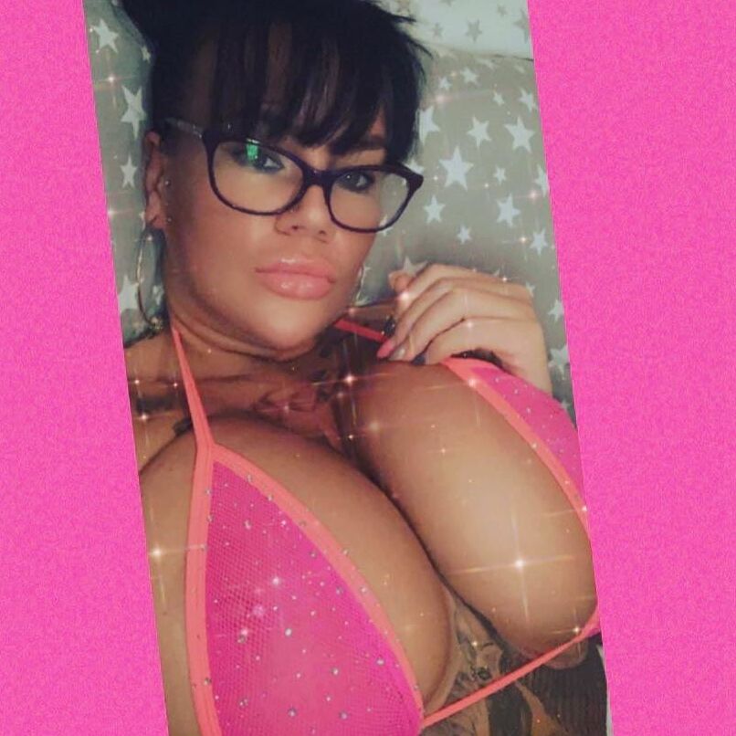 Give your FAV A Cum tribute