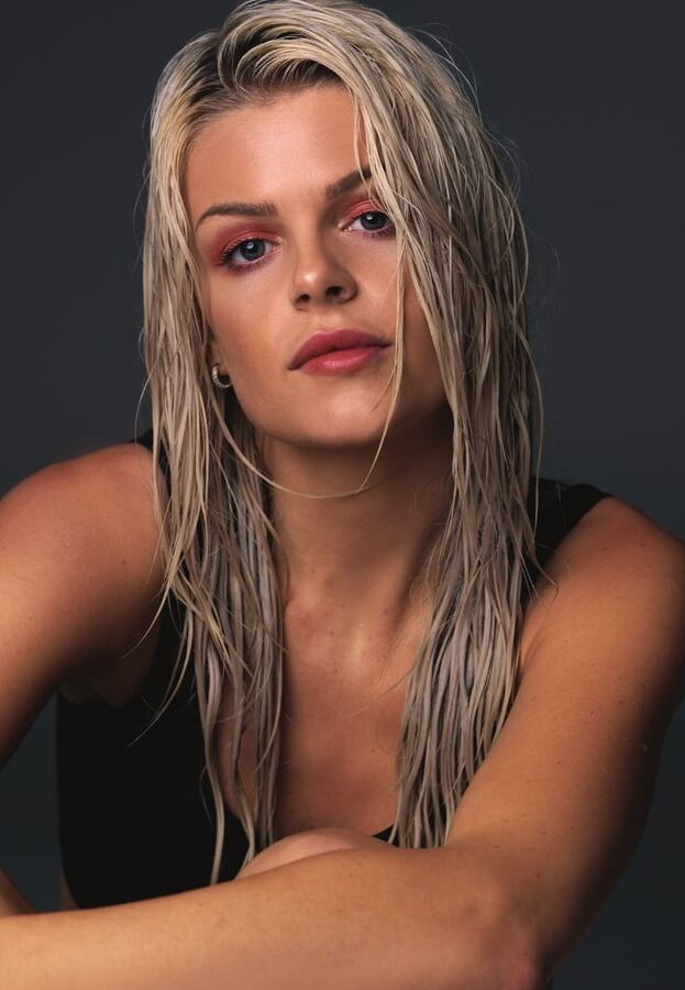 davina michelle dutch singer