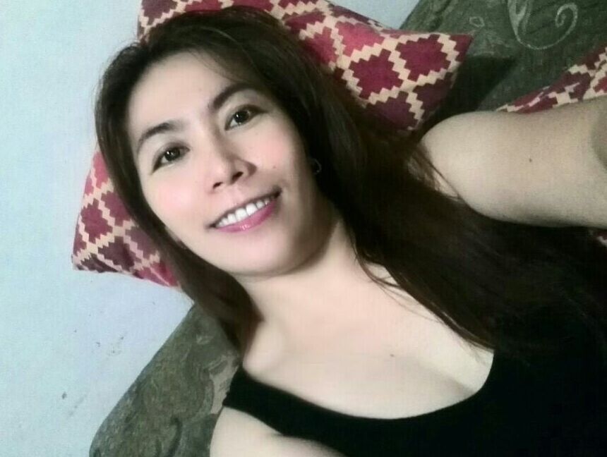 Jehn Filipina Horny Pics