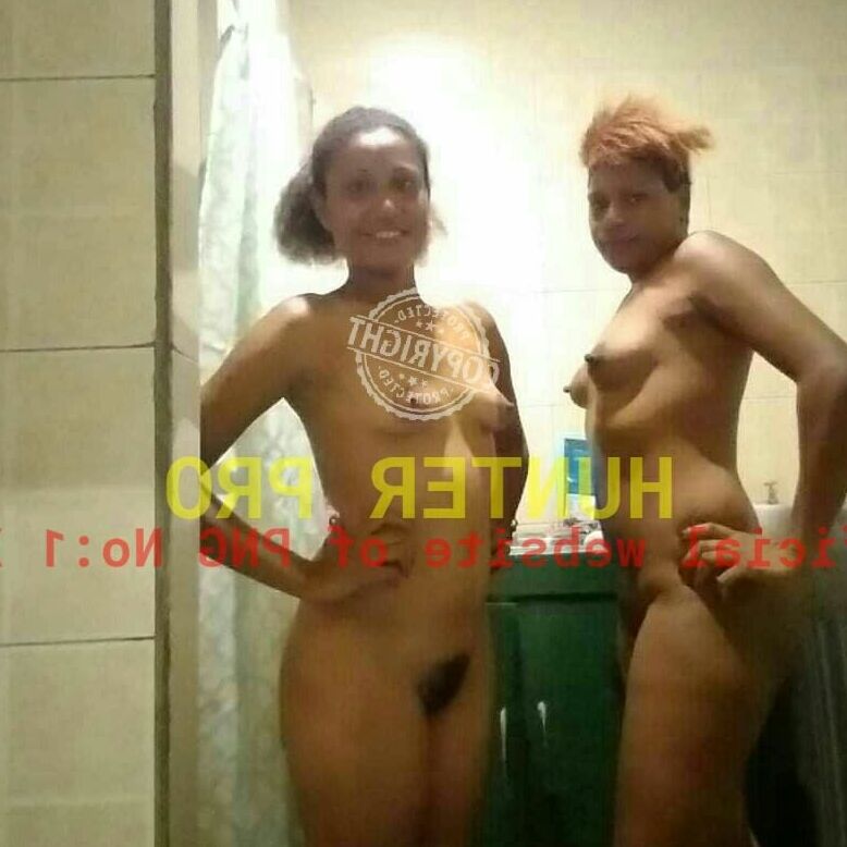 PNG FF Lesbians