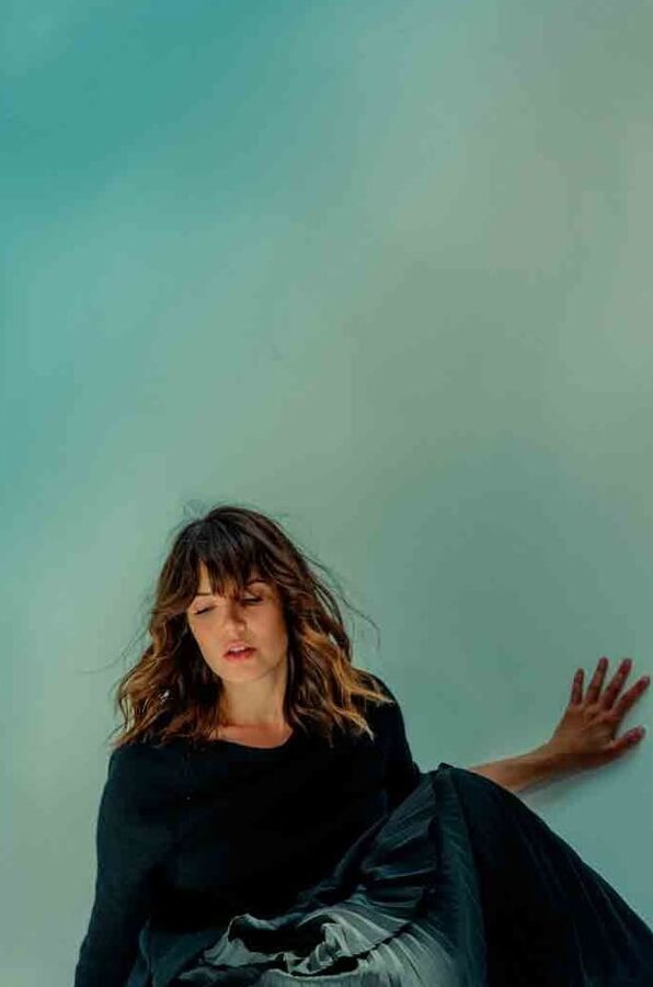 Mandy Moore - The Cut NY Mag ()