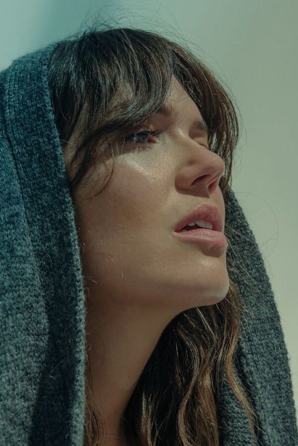Mandy Moore - The Cut NY Mag ()