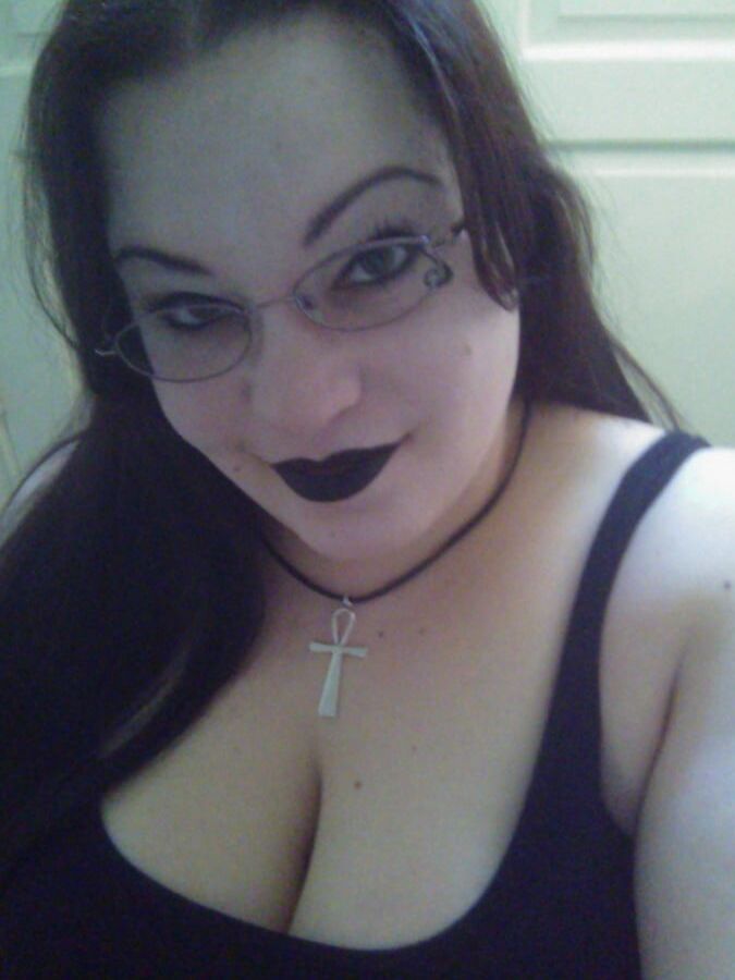 Sexy Goth Slut