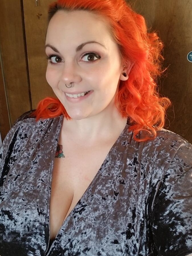 Sexy as fuck Chunky Slut with HUGE Tits